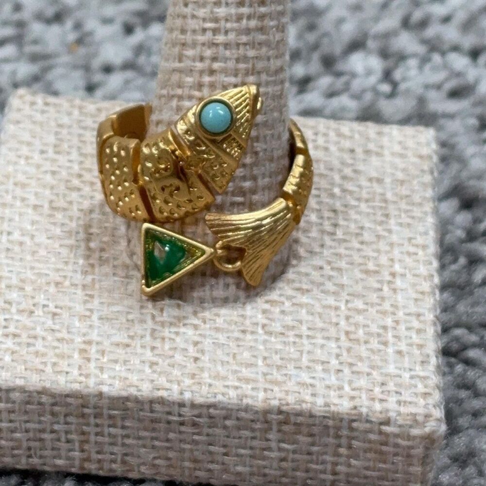 Tory Burch Ring 8 Gold Tone Fish Wrap Coastal Green Womens Jewelry Signed